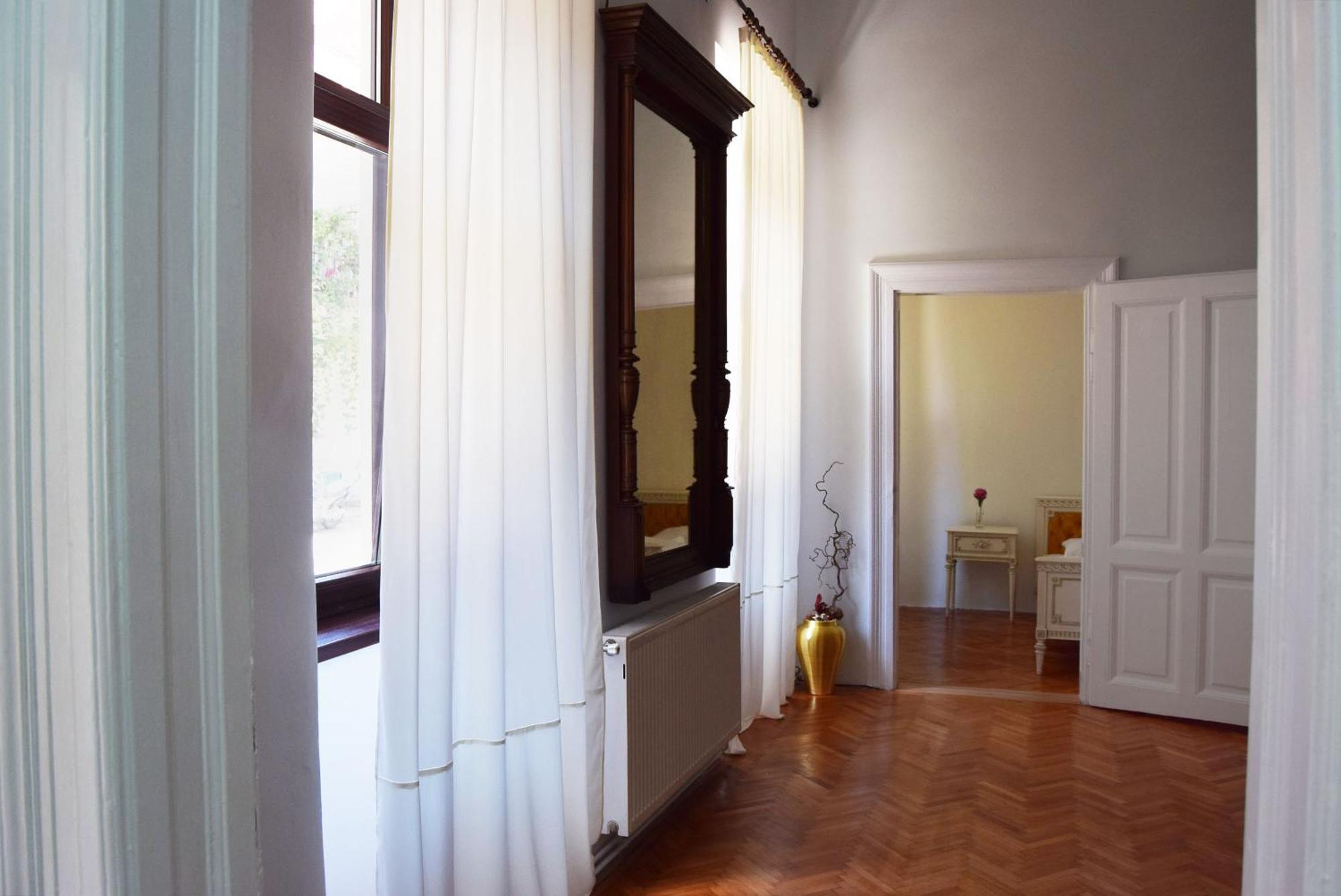 Contessa Apartment Cluj Napoca Eksteriør bilde